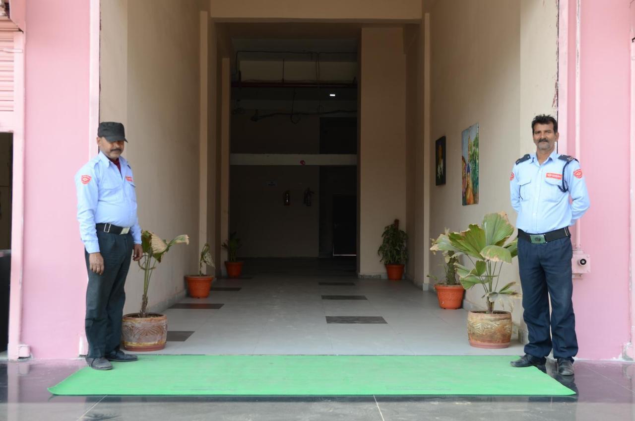 Namastay Welcome Home -Gaya Luaran gambar